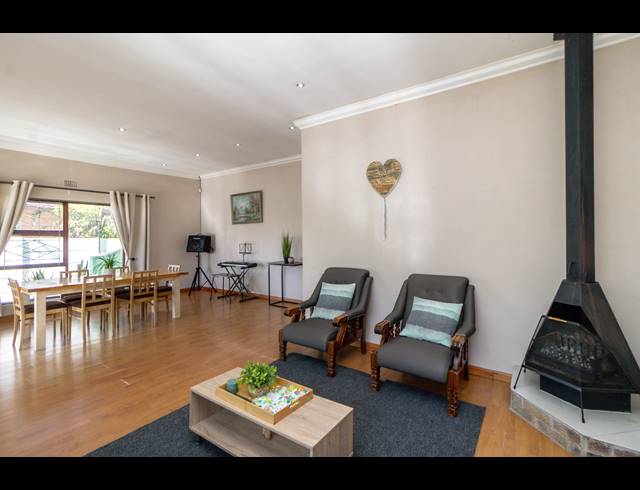 3 BEDROOM FREEHOLD SOLD IN PAROW VALLEY